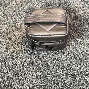 Lug Swizzle Mini Jewelry Case Silver-NWOT